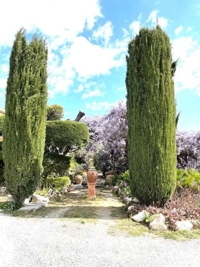 غريمو La Maison De Justine المظهر الخارجي الصورة